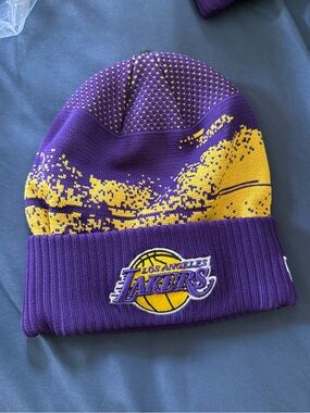 Men’s LA Lakers Beanie NEW W/ TAGS